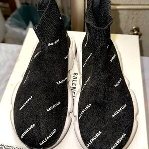 SPEED RECYCLED KNIT SNEAKER REFLECTIVE ALLOVER LOGO IN BLACK